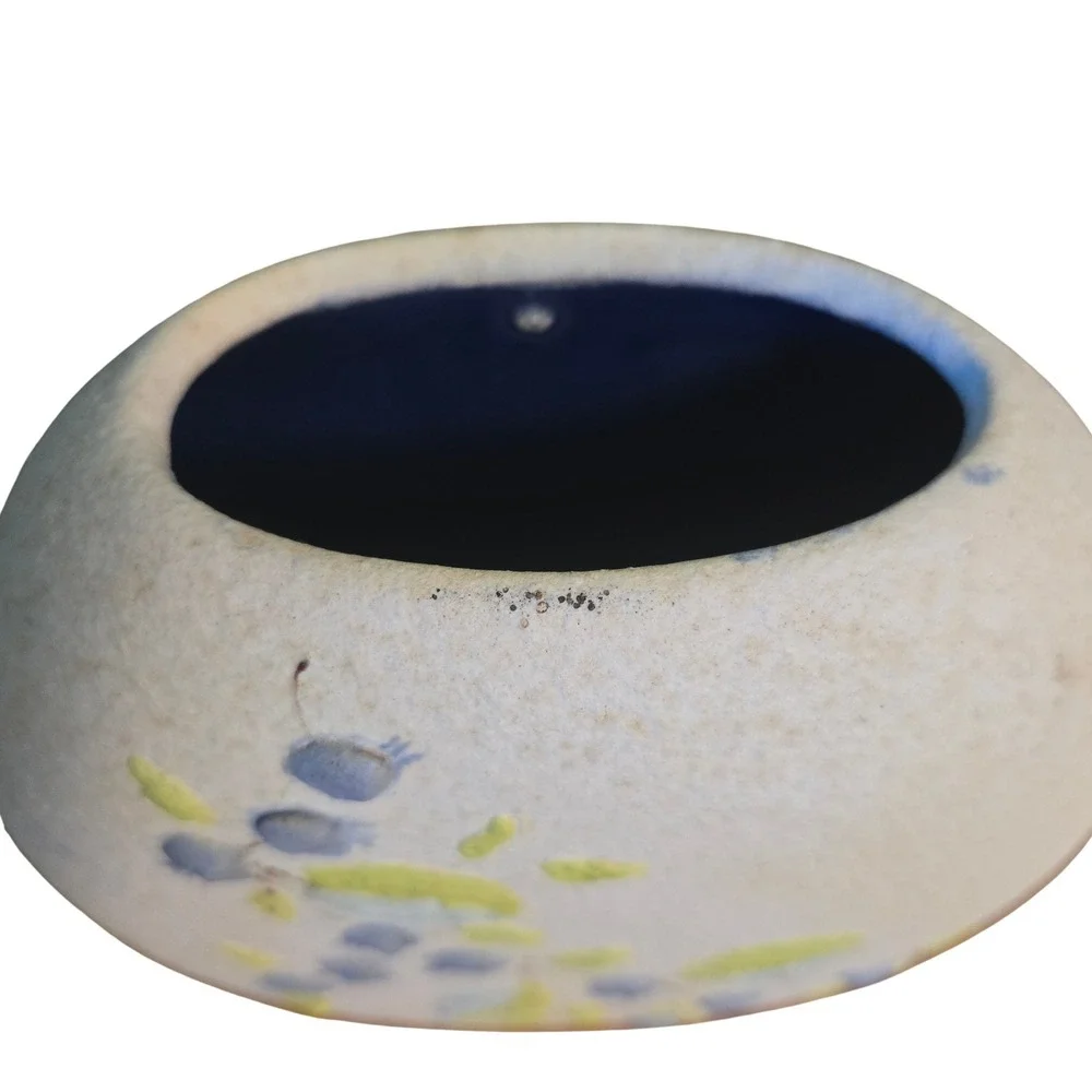 N/A handcrafted ceramic
